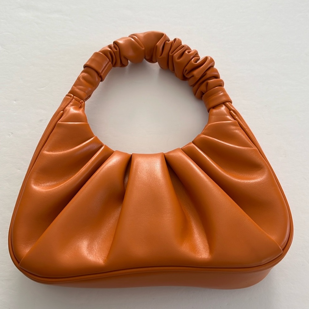 JW Pei
Gabbi hobo shoulder bag
